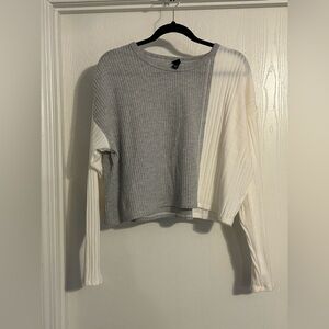 Wild Fable | Gray Knit Sweater | Size Large